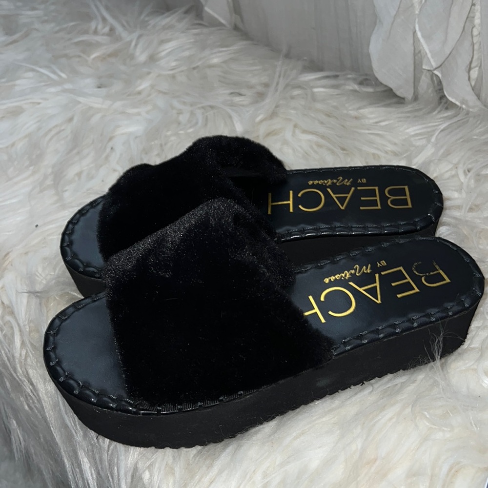 Platform fur slides
